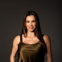 Nina Leal